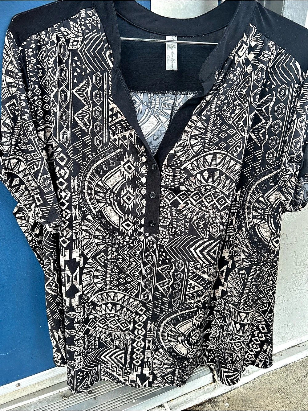 PerSeption Women's Black & White Geometric Blouse 3X